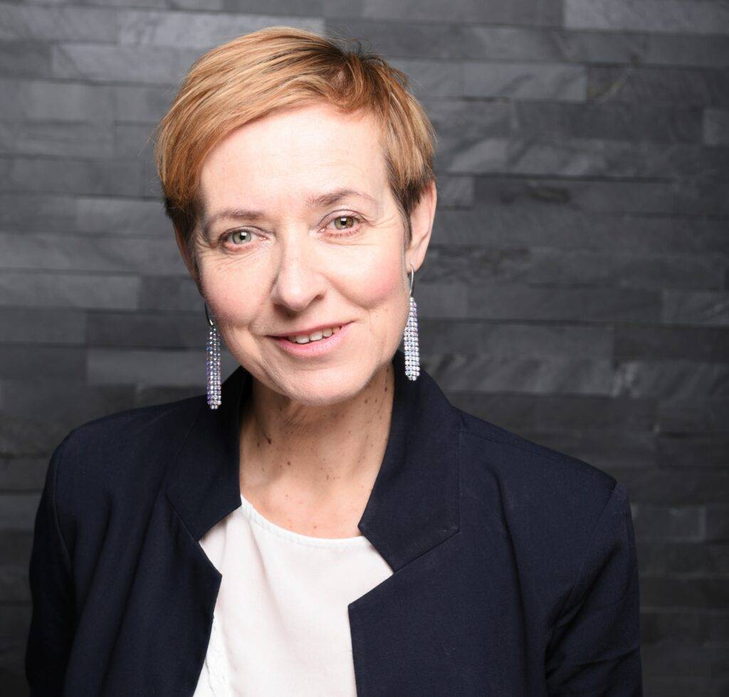 Interview mit SEQUOYA-Inhaberin Heike Sohna: „Die innere Haltung macht den Unterschied im Coaching“ 2 Fotoshooting 2019 HS1 web