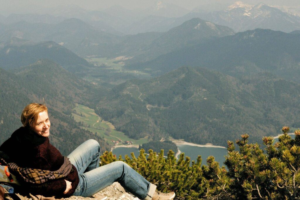 Interview mit SEQUOYA-Inhaberin Heike Sohna: „Die innere Haltung macht den Unterschied im Coaching“ 1 Heike Sohna auf dem Gipfel