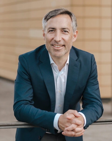 Tobias Betz 23 Tobias Betz_Porträtbild-1